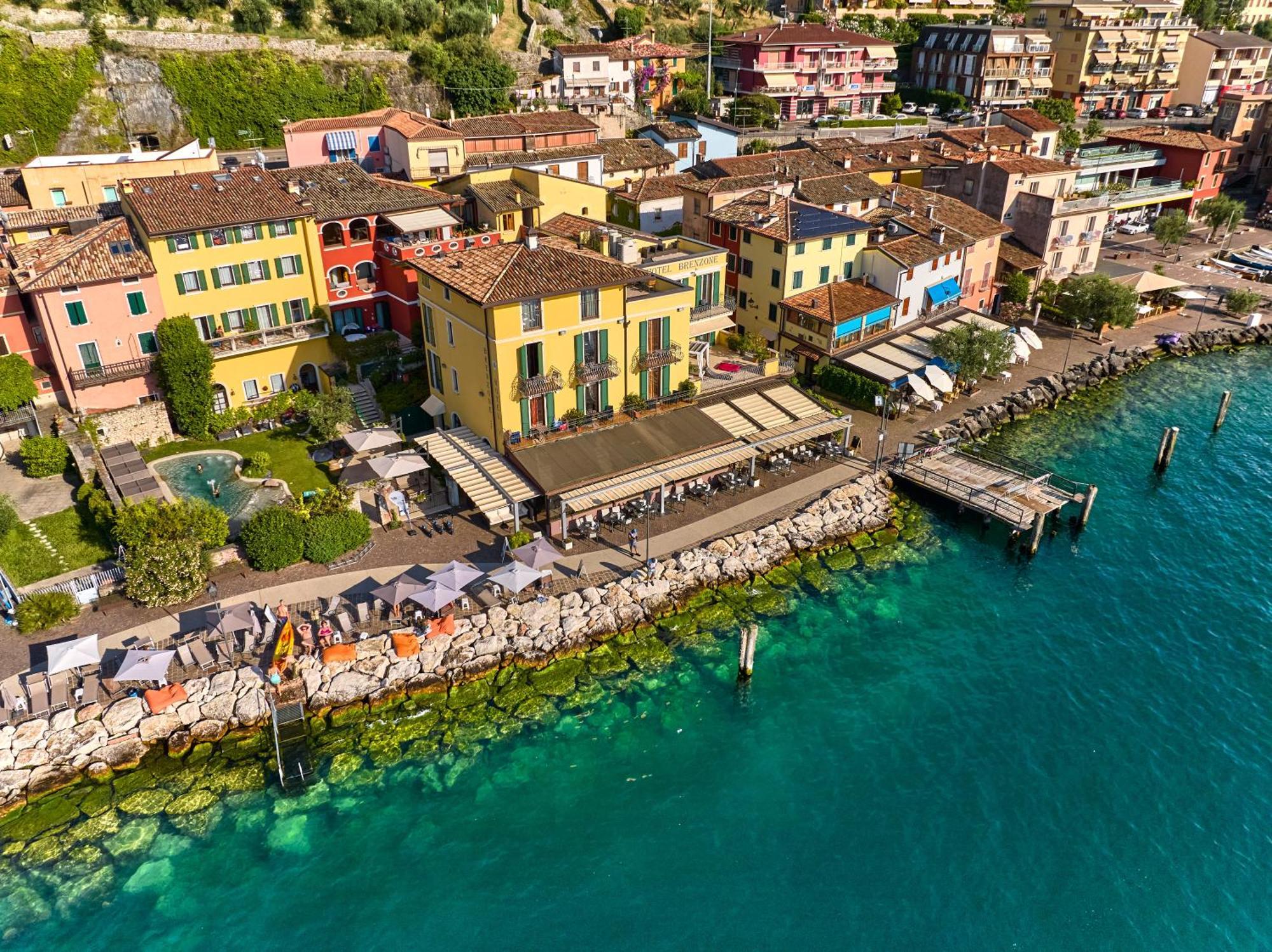 Lake Front Hotel Brenzone Extérieur photo